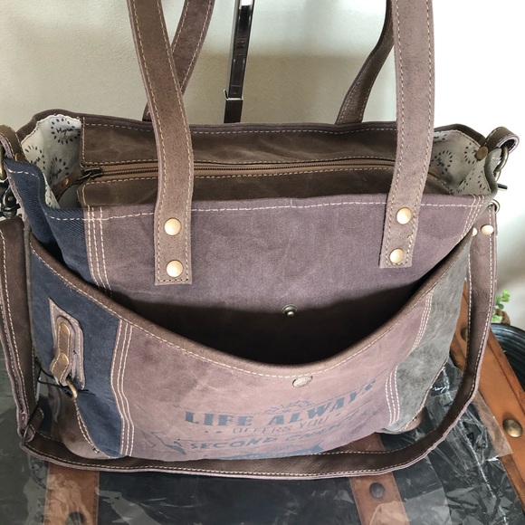 Myts Life Always upcycled Canvas purse NWT - Picture 5 of 7